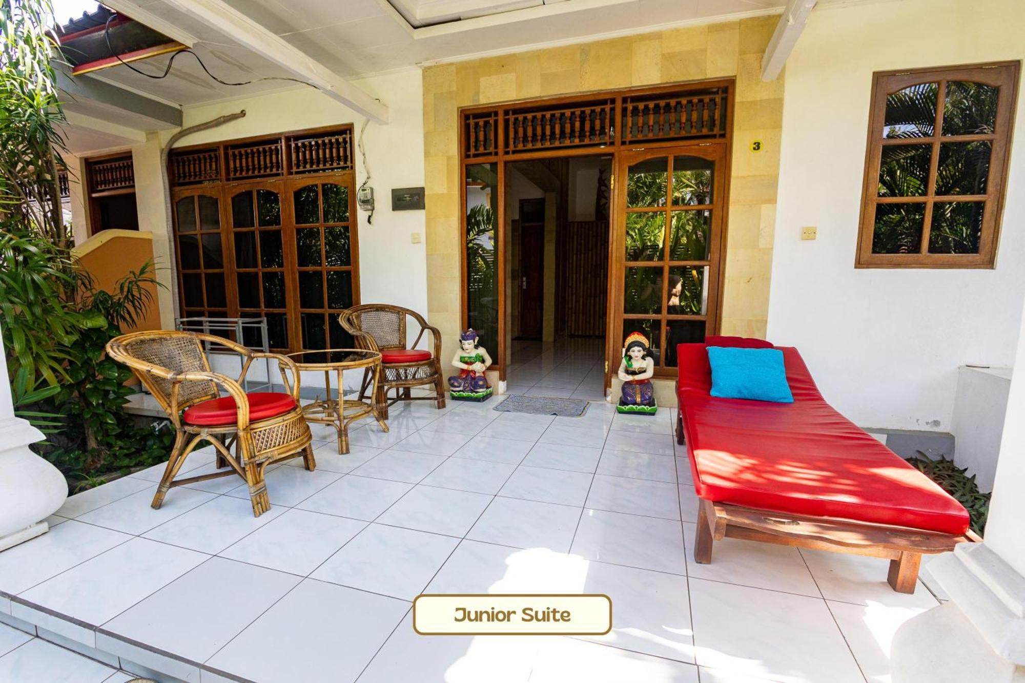 Kaia Lovina Guest House Junior Suite Εξωτερικό φωτογραφία