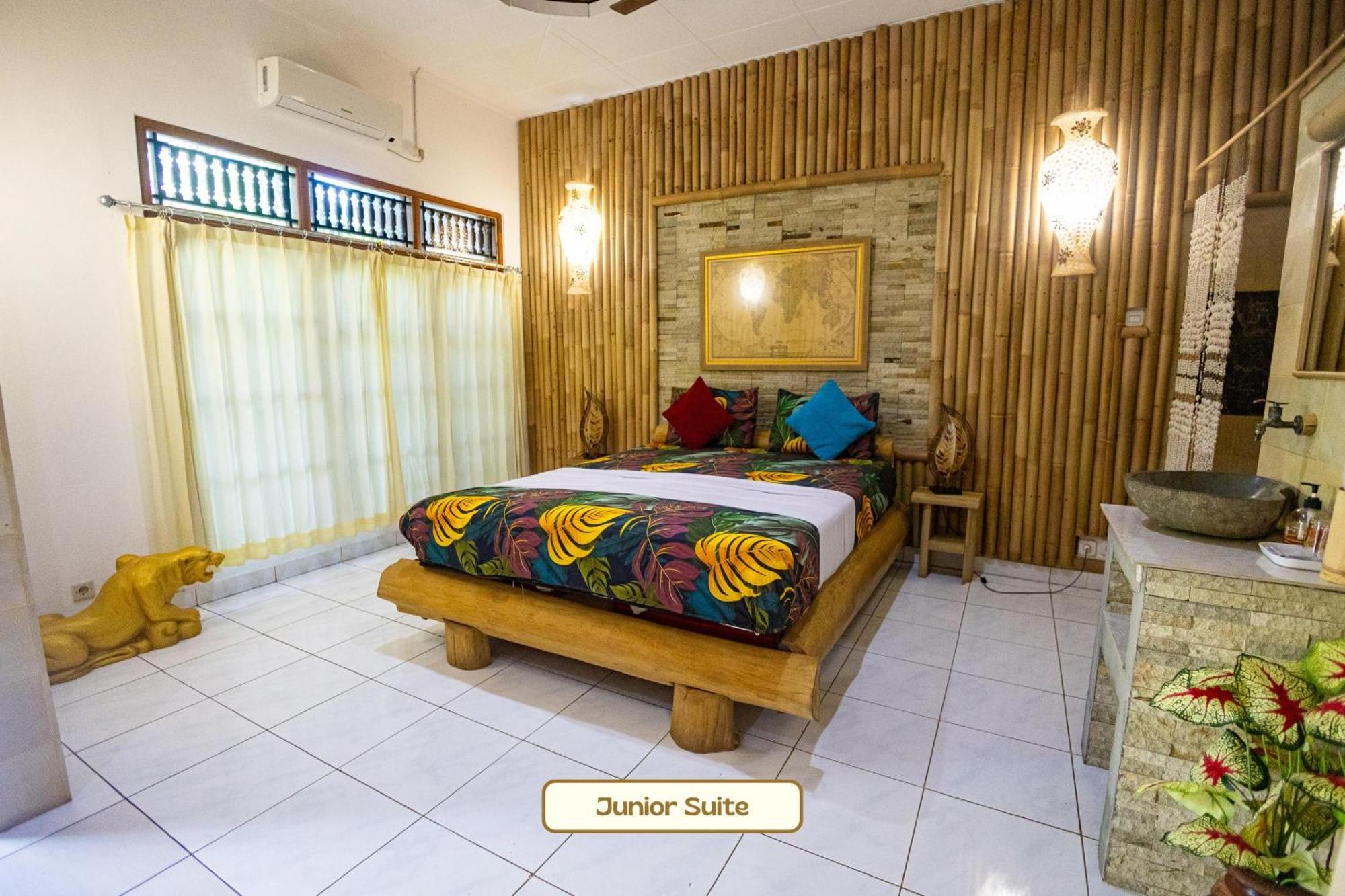 Kaia Lovina Guest House Junior Suite Εξωτερικό φωτογραφία
